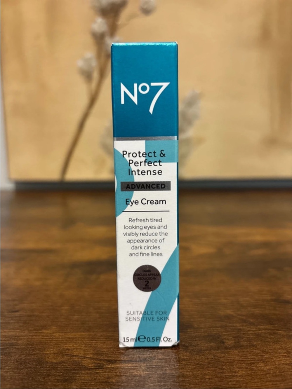 No7 Protect & Perfect Intense Advanced Eye Cream - Teal White